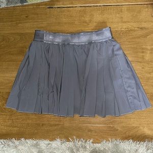 Women’s Pleated Grey Skort size small